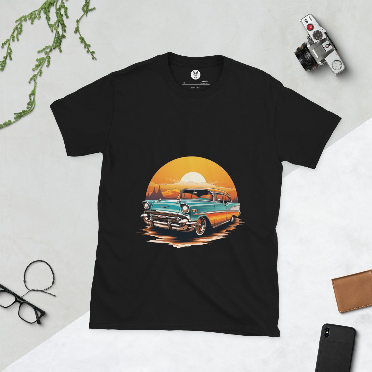 T-shirt unisex z krótkim rękawem „RETRO CAR” ID: 110 (PREMIUM)