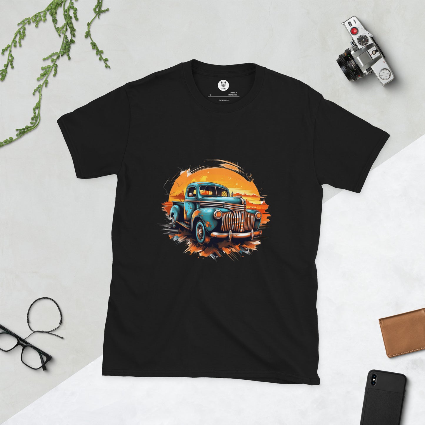 T-shirt unisex z krótkim rękawem „RETRO CAR” ID: 148 (PREMIUM)