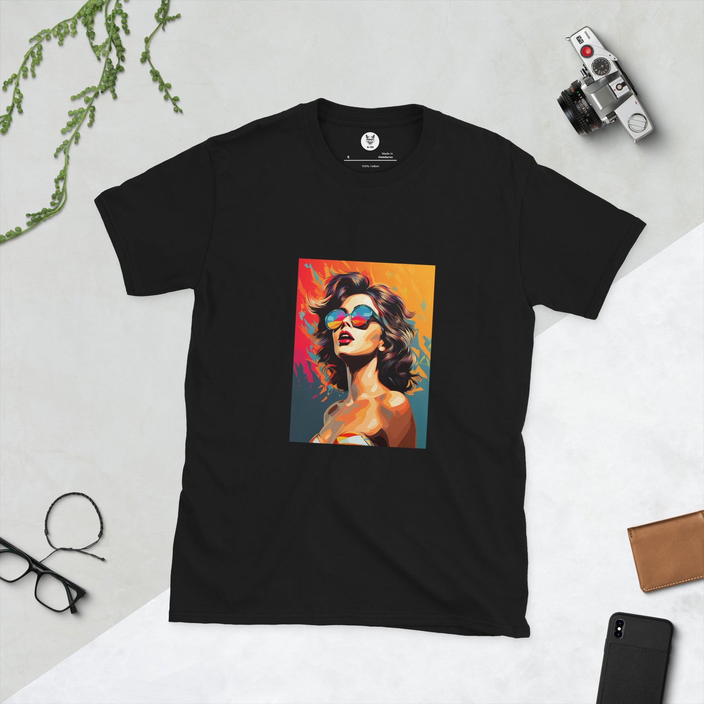 T-shirt unisex z krótkim rękawem „POP ART GIRL” ID: 225 (PREMIUM)