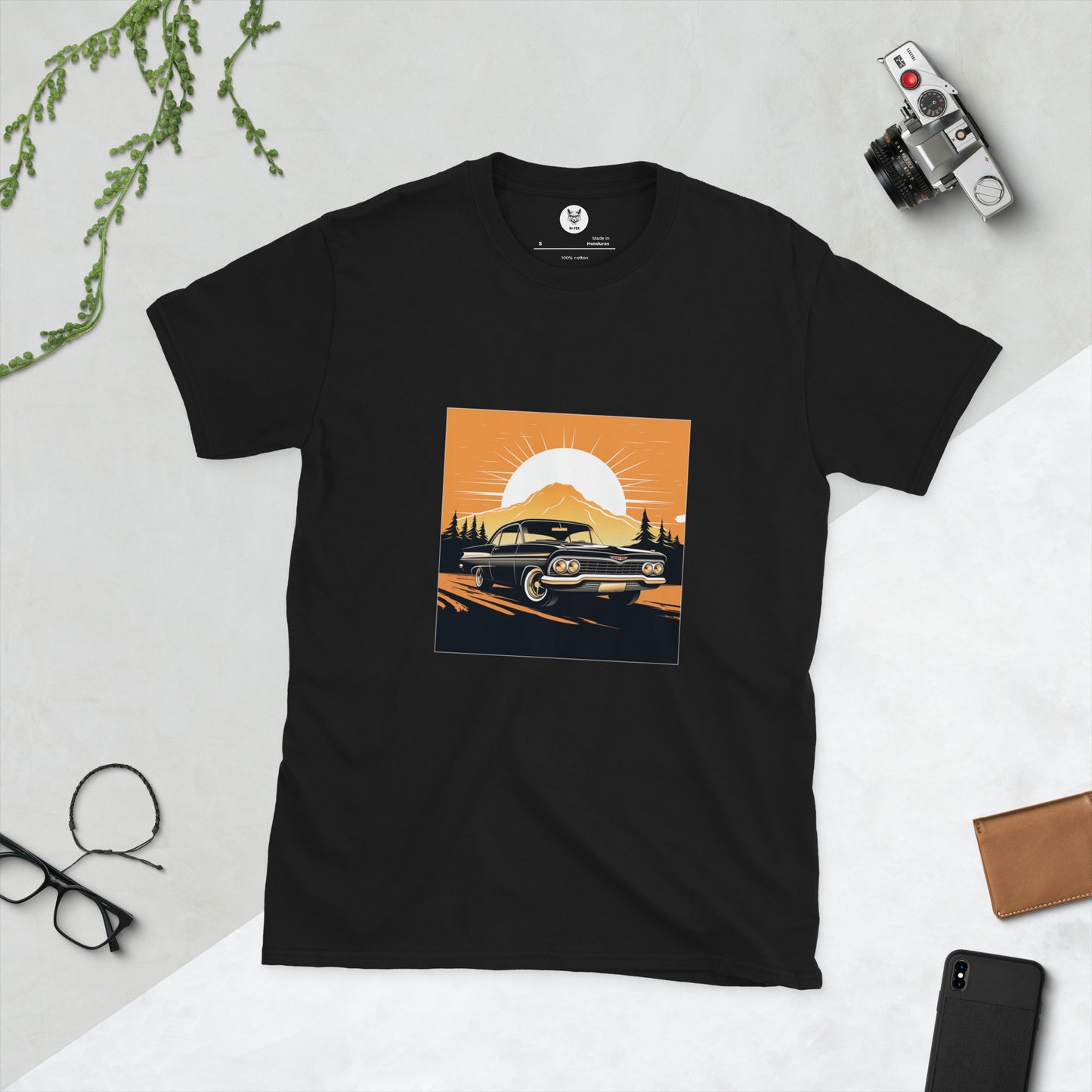 T-shirt unisex z krótkim rękawem „RETRO CAR” ID: 363 (PREMIUM)