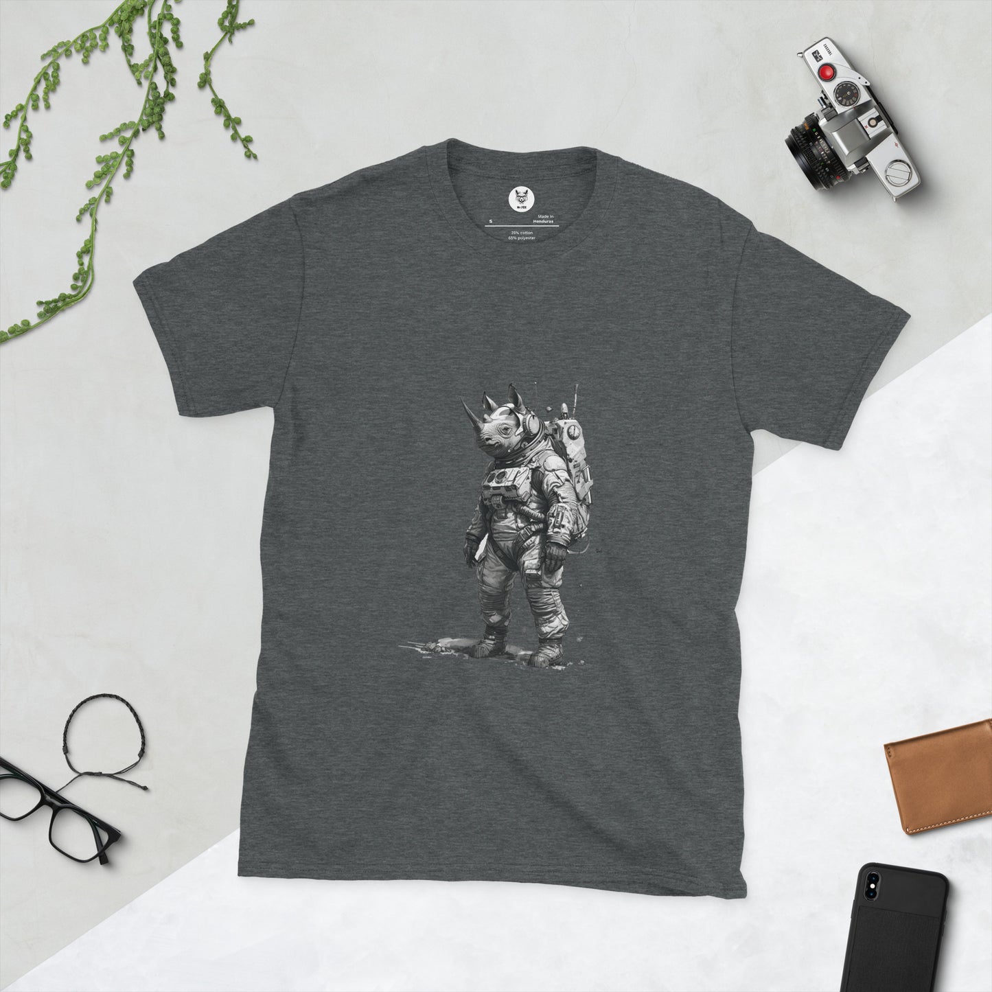 T-shirt unisex z krótkim rękawem „RHINO ASTRONAUT” ID: 151 (PREMIUM)