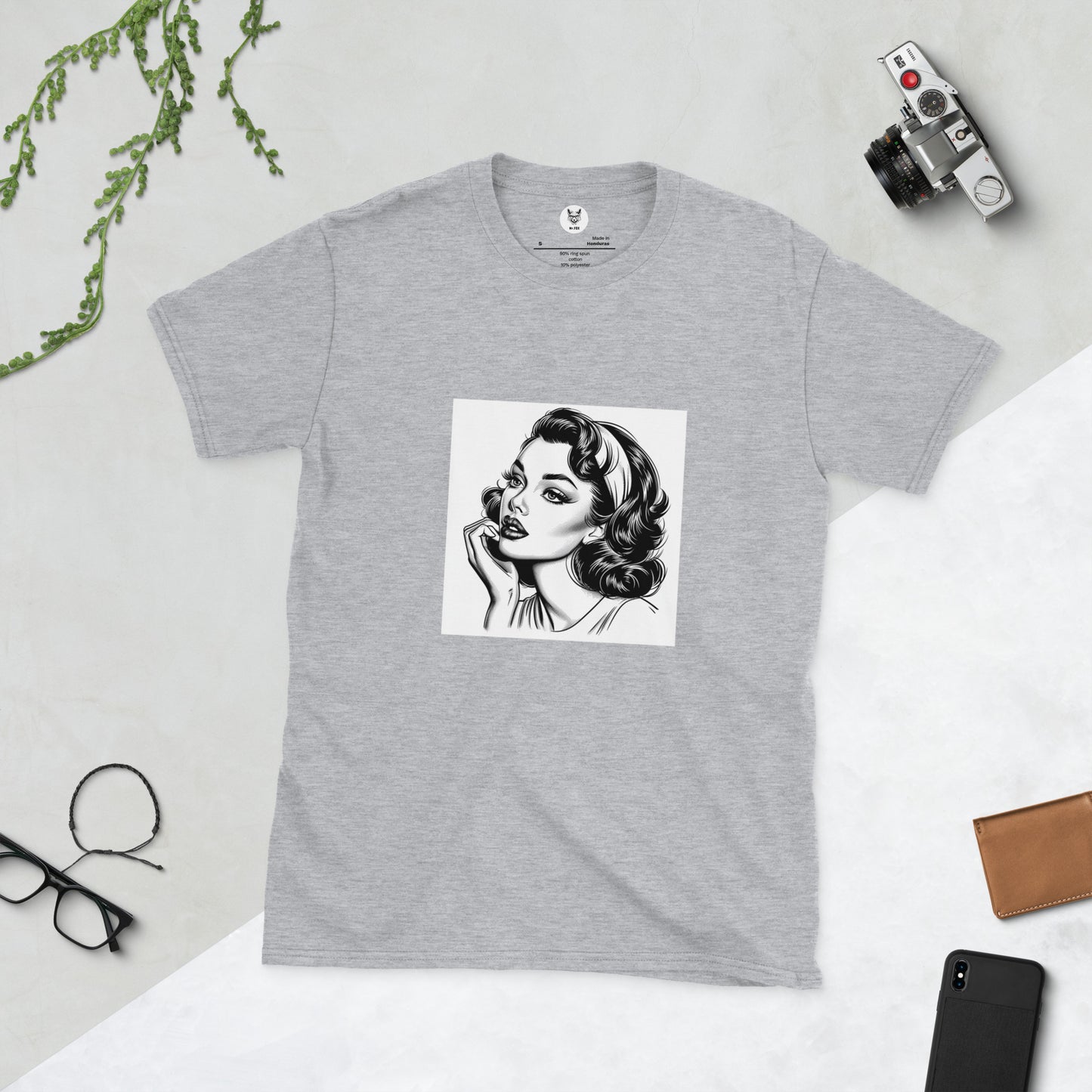 T-Shirt unisex z krótkim rękawem „RETRO GIRL” ID: 294 (PREMIUM)