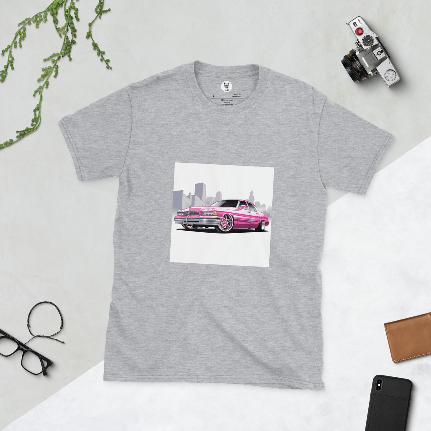 T-shirt unisex z krótkim rękawem „PINK CAR” ID: 361 (PREMIUM)