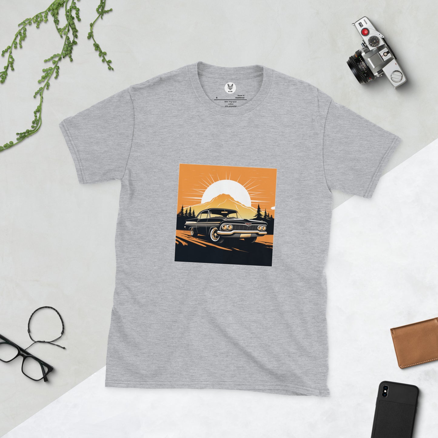 T-shirt unisex z krótkim rękawem „RETRO CAR” ID: 363 (PREMIUM)