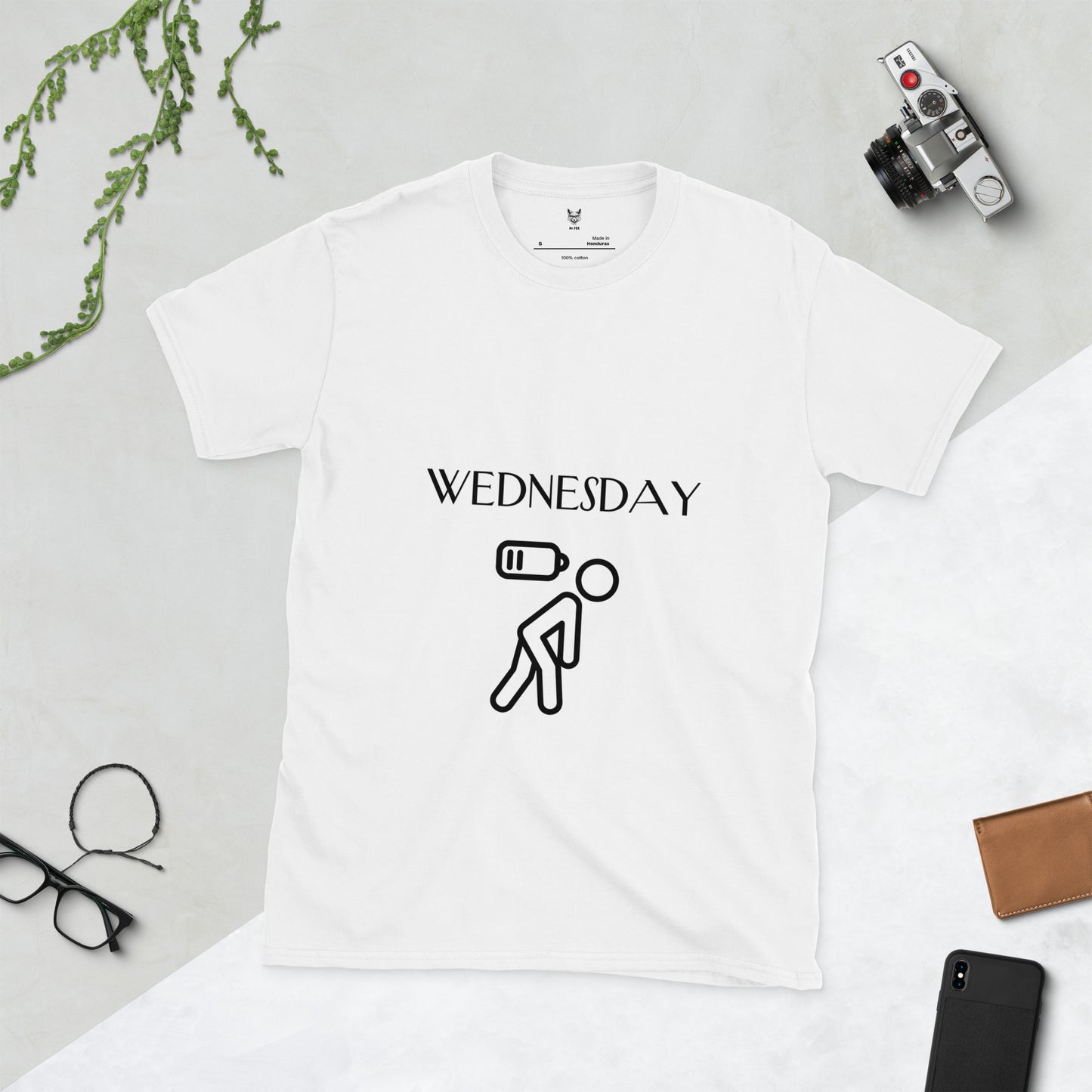 Koszulka unisex z krótkim rękawem „WEDNESDAY” id: 36 (PREMIUM)