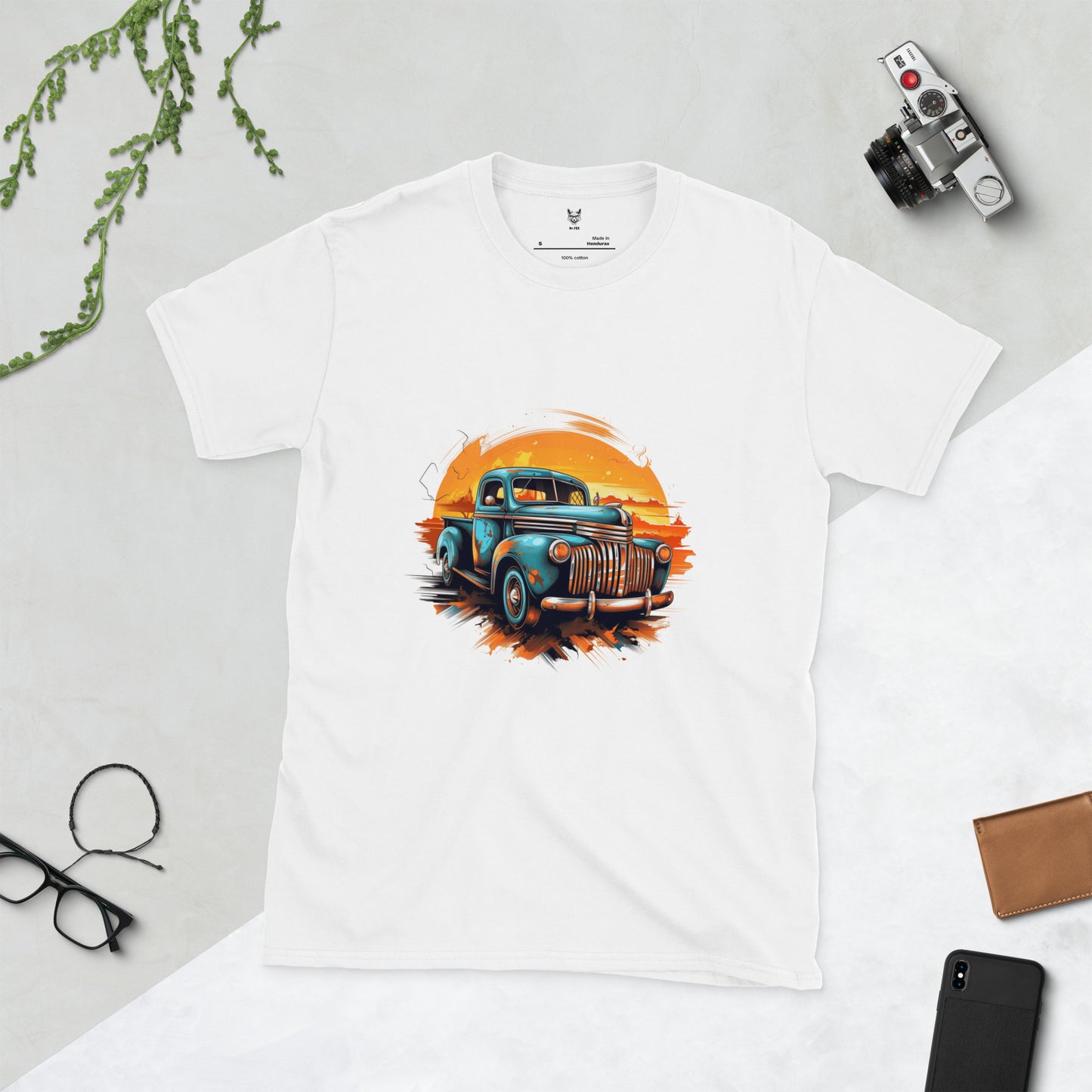 T-shirt unisex z krótkim rękawem „RETRO CAR” ID: 148 (PREMIUM)